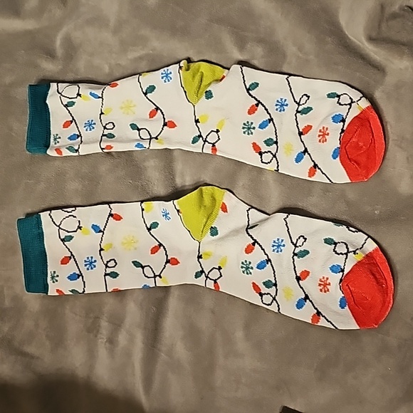 NWOT Christmas Lights Socks - Picture 2 of 3